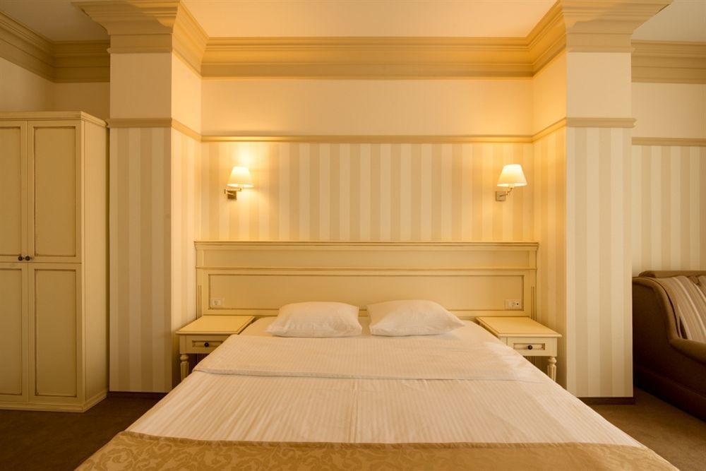 Premier Geneva Hotel Odessa Buitenkant foto