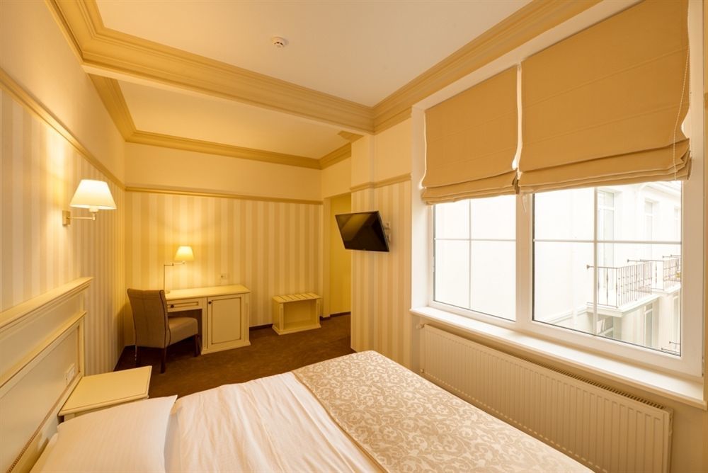 Premier Geneva Hotel Odessa Buitenkant foto