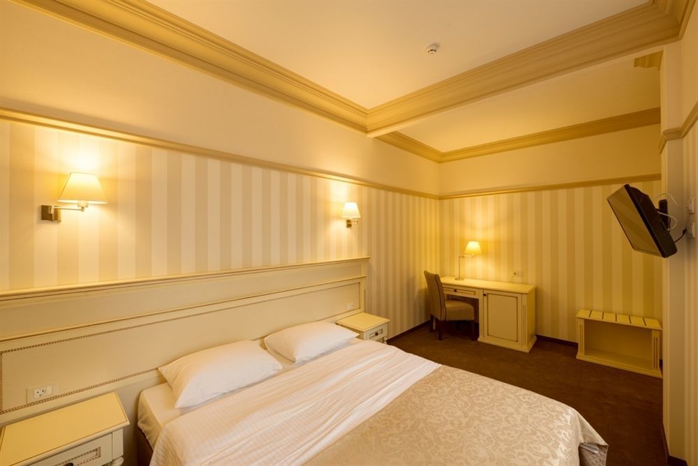 Premier Geneva Hotel Odessa Buitenkant foto